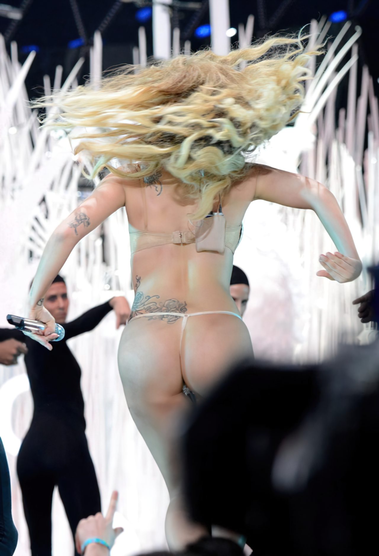 Lady Gaga Biquini (8)