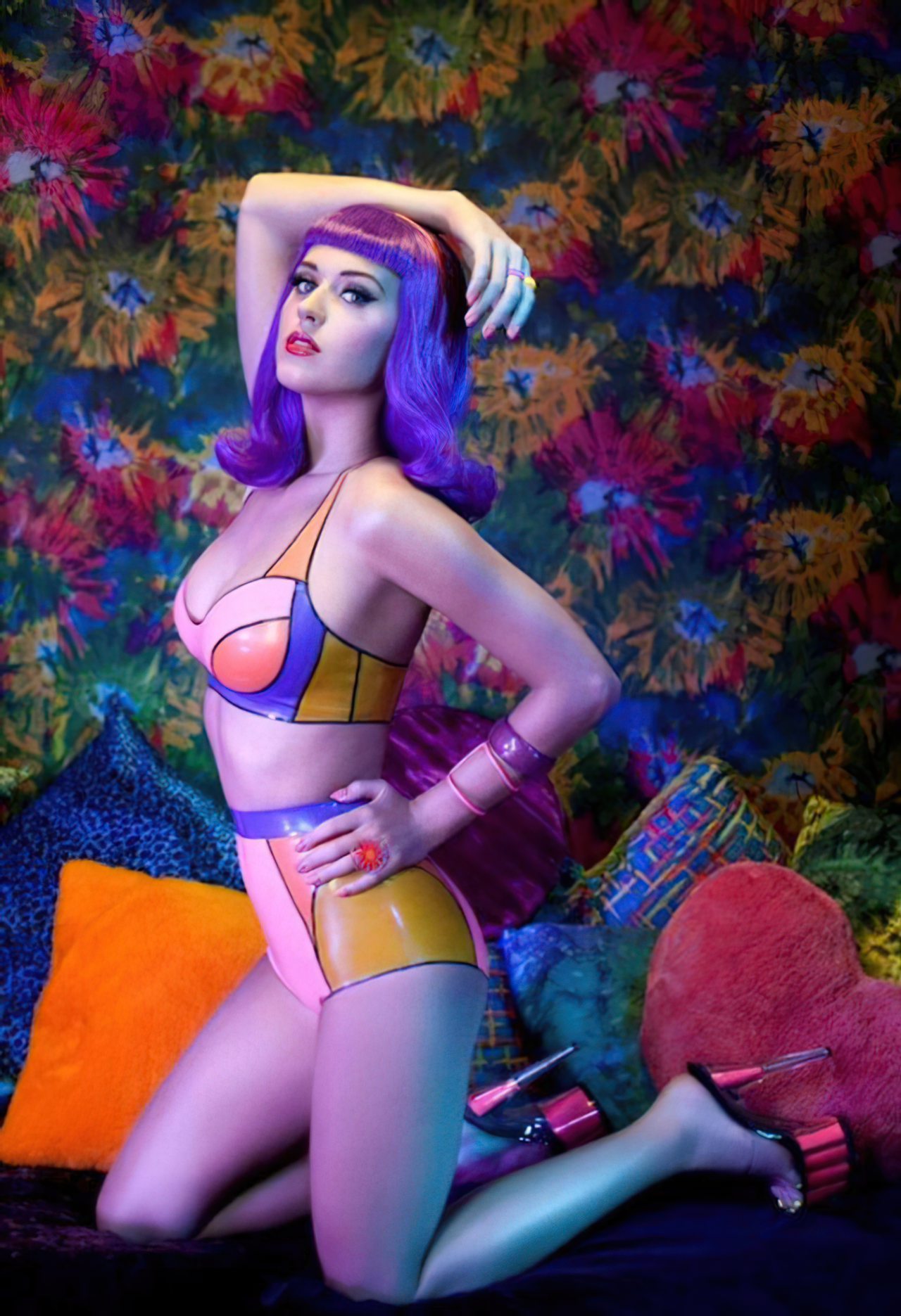 Katy Perry (37)