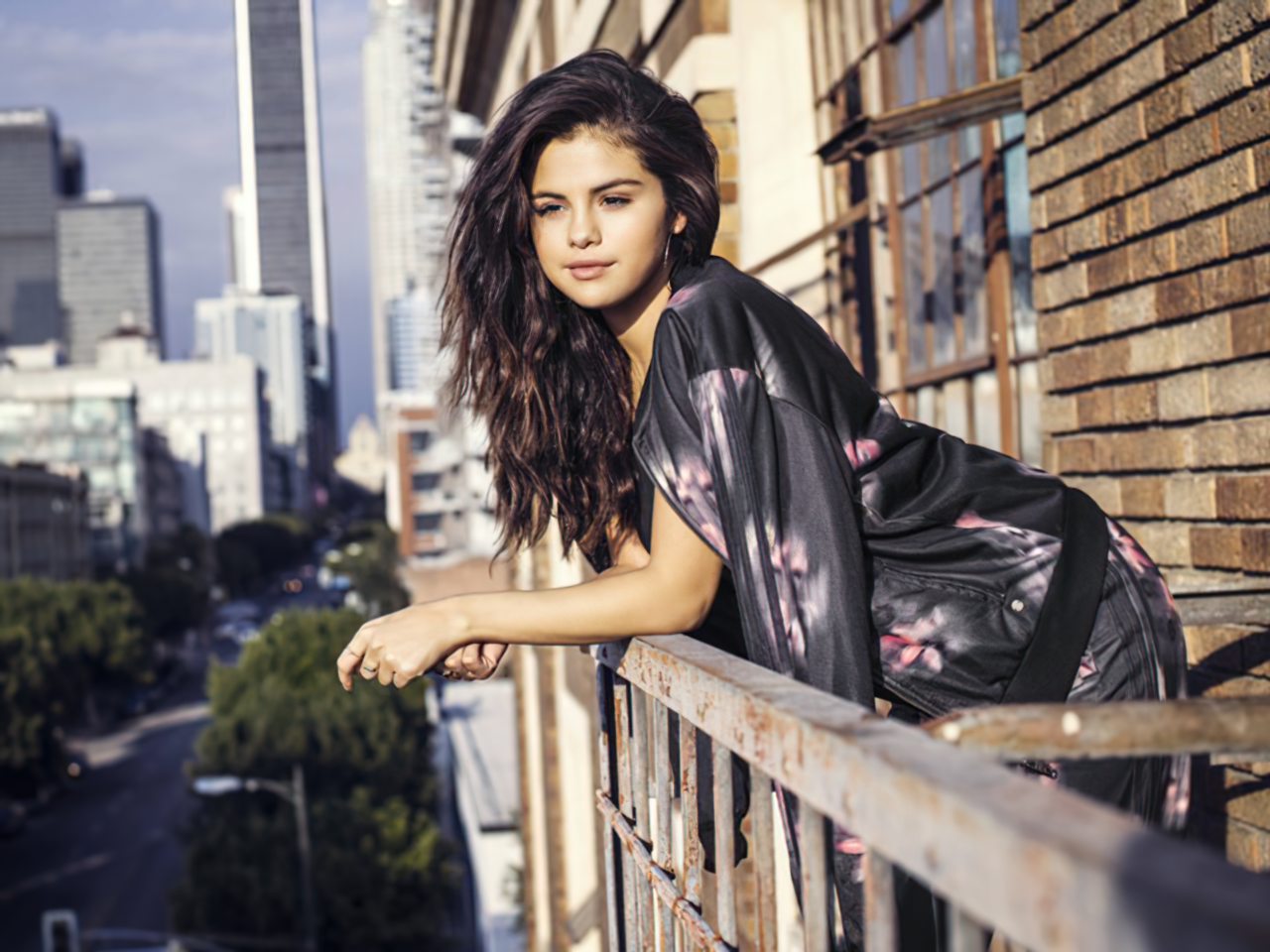 Selena Gomez (3)
