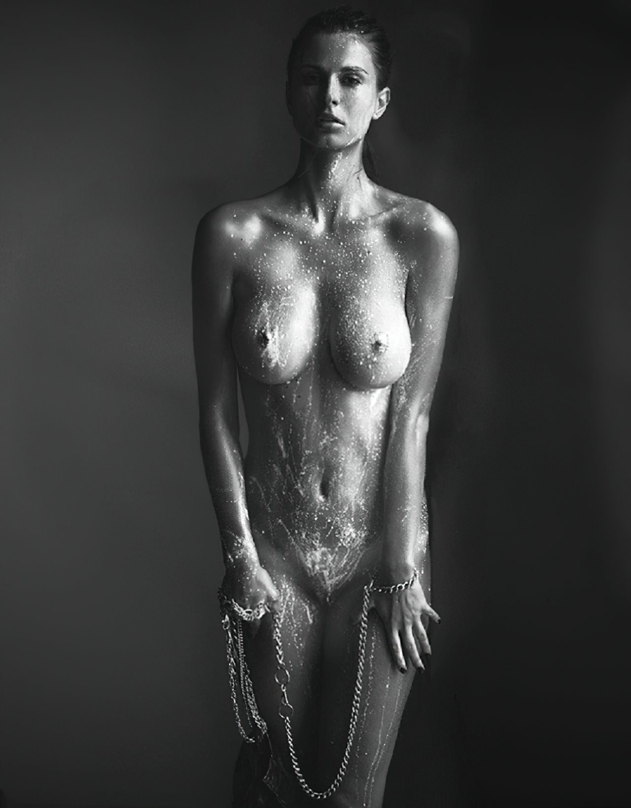 Alexandra Zimny nackt - 🧡 EOTB's Charlotte Dawson strips naked for ra...