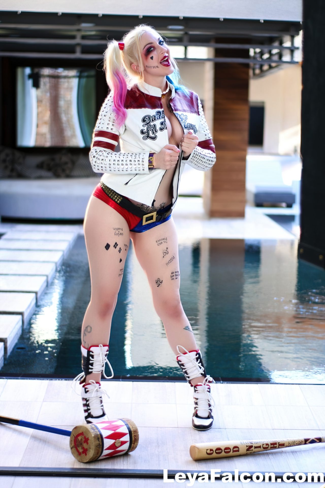 Suicide Squad Girl Cosplay (6)